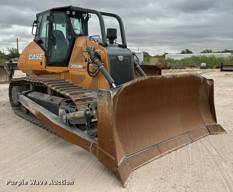 image for item DQ1381 2018 Case 2050M XLT  dozer