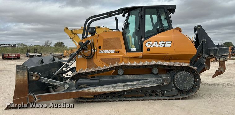 image for item DQ1381 2018 Case 2050M XLT  dozer