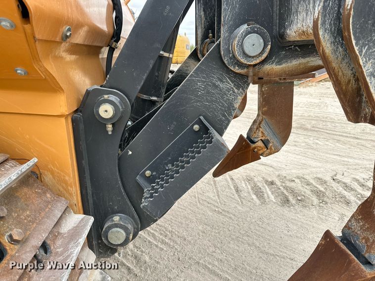 image for item DQ1381 2018 Case 2050M XLT  dozer