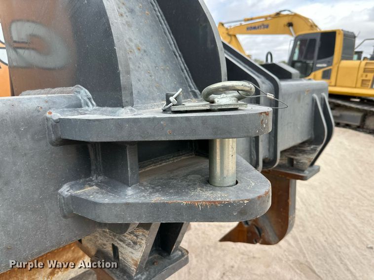 image for item DQ1381 2018 Case 2050M XLT  dozer