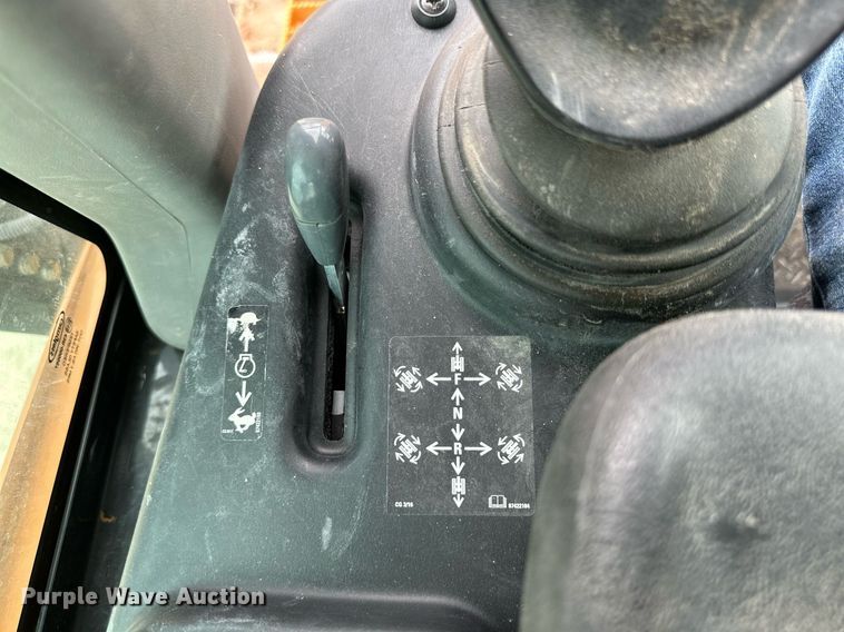 image for item DQ1381 2018 Case 2050M XLT  dozer