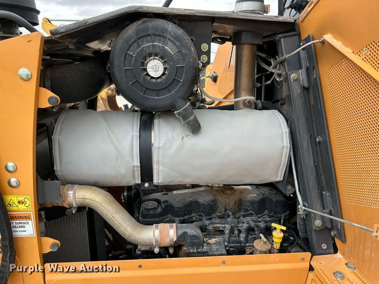 image for item DQ1381 2018 Case 2050M XLT  dozer