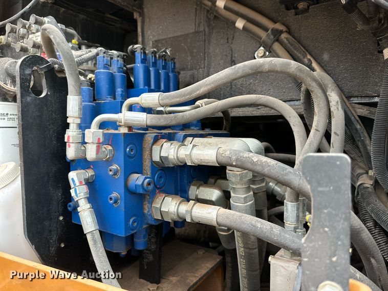 image for item DQ1381 2018 Case 2050M XLT  dozer