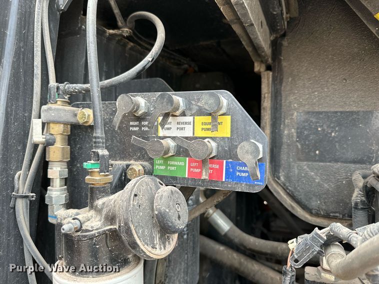 image for item DQ1381 2018 Case 2050M XLT  dozer