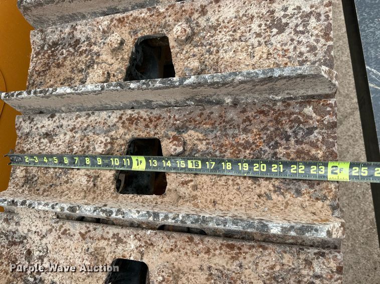 image for item DQ1381 2018 Case 2050M XLT  dozer