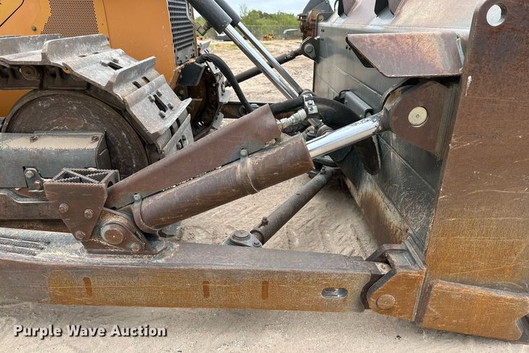 image for item DQ1382 2015 Case 2050M XLT  dozer