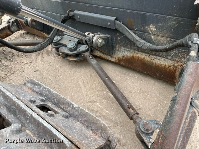 image for item DQ1382 2015 Case 2050M XLT  dozer