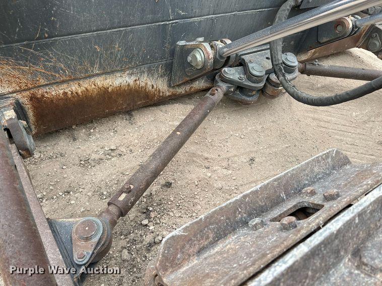 image for item DQ1382 2015 Case 2050M XLT  dozer