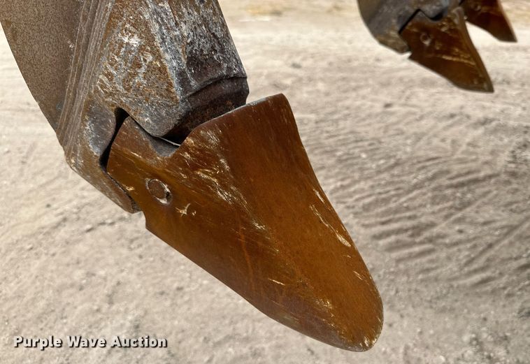 image for item DQ1382 2015 Case 2050M XLT  dozer