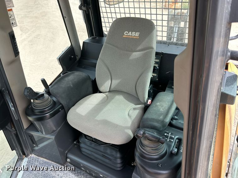 image for item DQ1382 2015 Case 2050M XLT  dozer