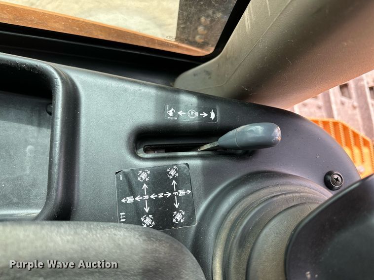 image for item DQ1382 2015 Case 2050M XLT  dozer