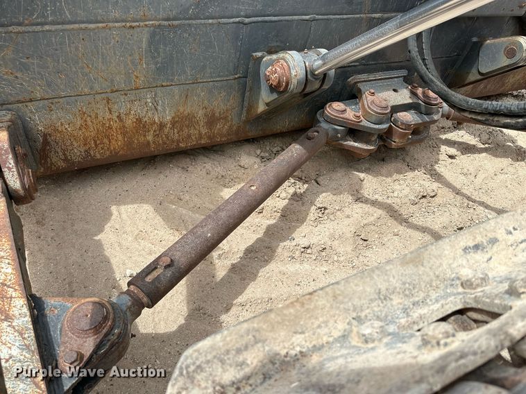 image for item DQ1383 2014 Case 2050M XLT  dozer