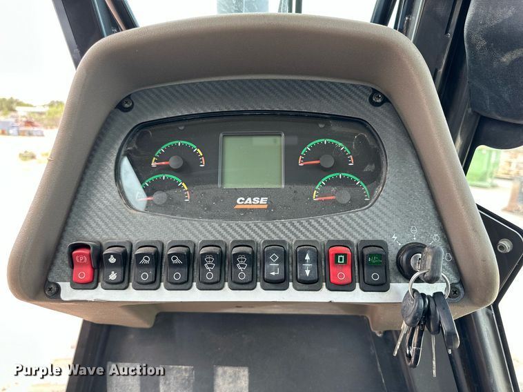 image for item DQ1383 2014 Case 2050M XLT  dozer