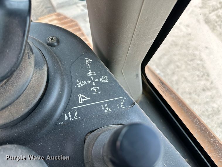 image for item DQ1383 2014 Case 2050M XLT  dozer