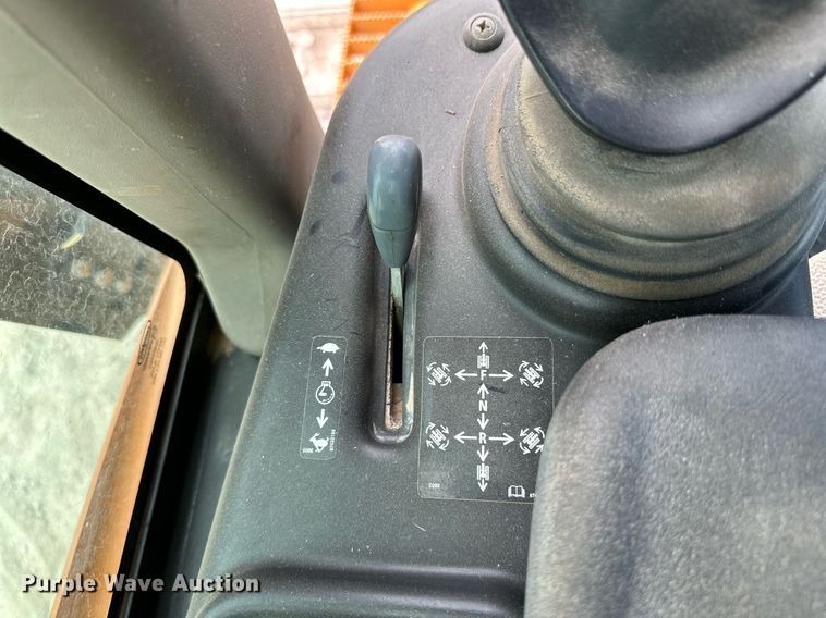 image for item DQ1383 2014 Case 2050M XLT  dozer