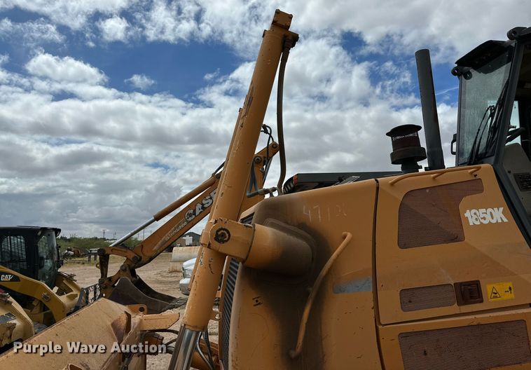 image for item DQ1384 2003 Case 1850K  dozer