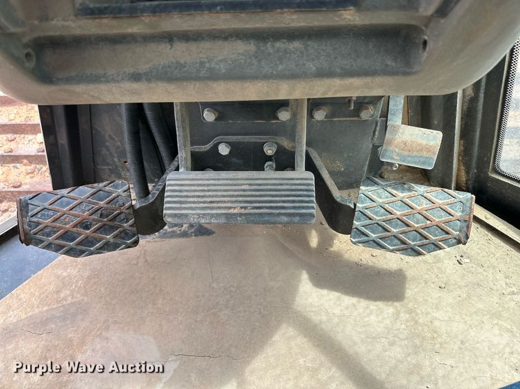 image for item DQ1384 2003 Case 1850K  dozer