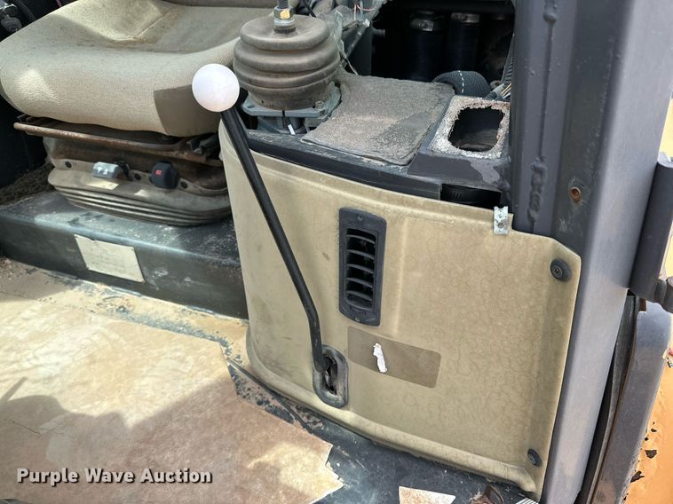 image for item DQ1384 2003 Case 1850K  dozer