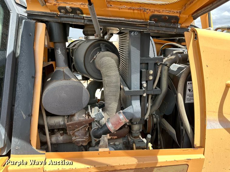 image for item DQ1384 2003 Case 1850K  dozer