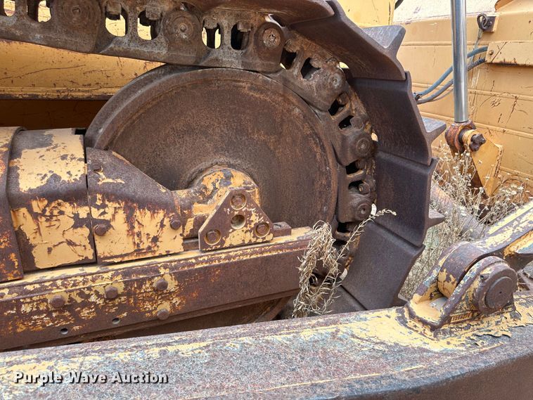 image for item DQ1384 2003 Case 1850K  dozer