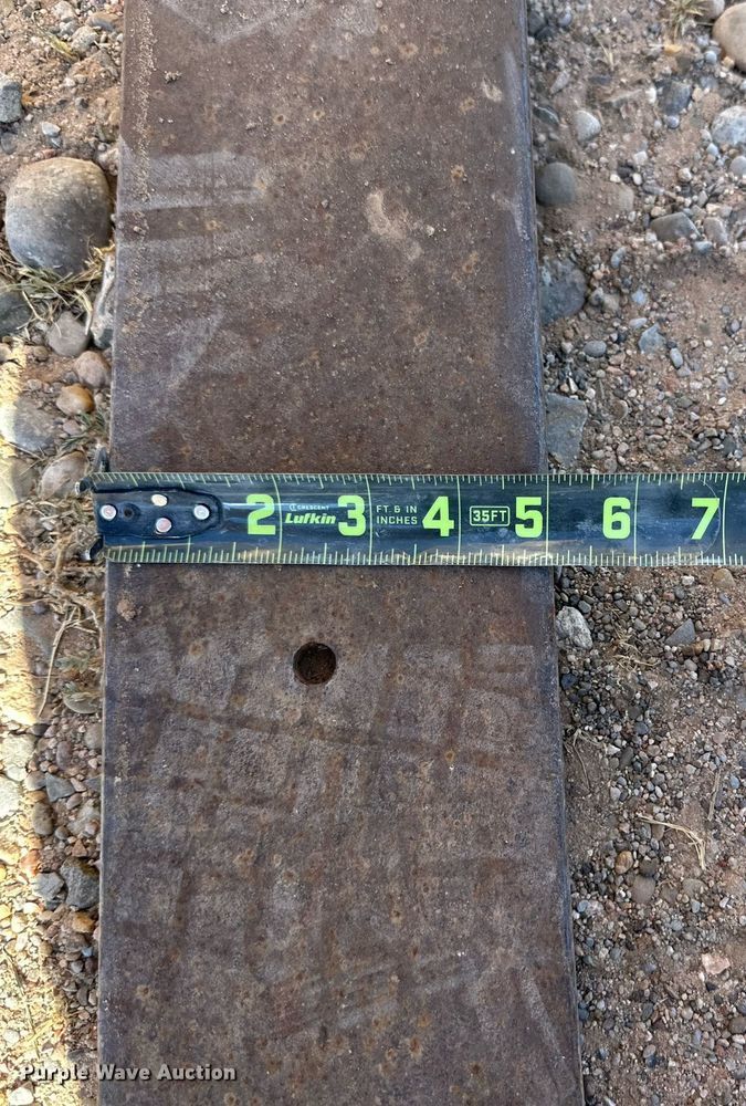 image for item DQ1385 Hyster 40  forklift