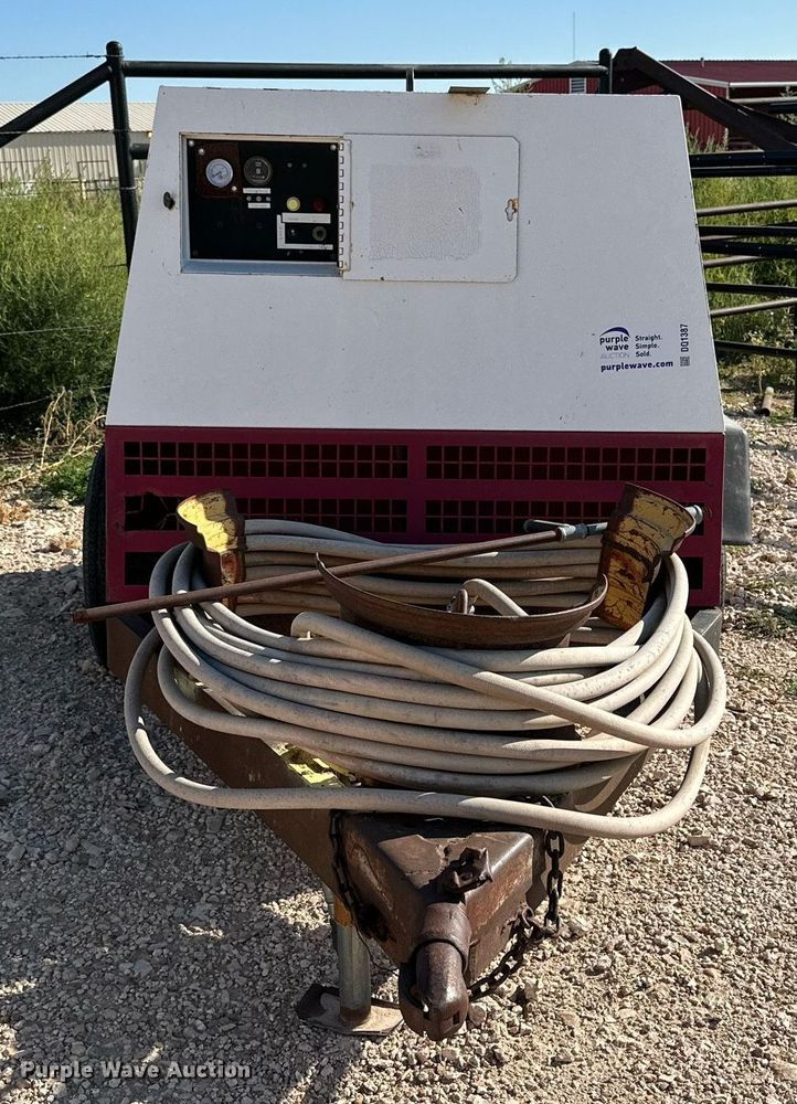 image for item DQ1387 Chicago Pneumatic CPS 185  air compressor