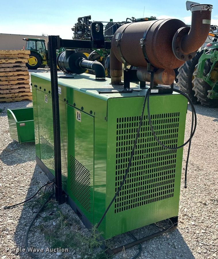 image for item DQ1388 John Deere  generator