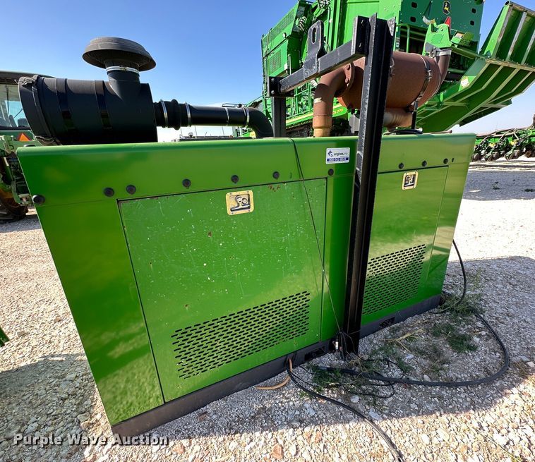 image for item DQ1388 John Deere  generator