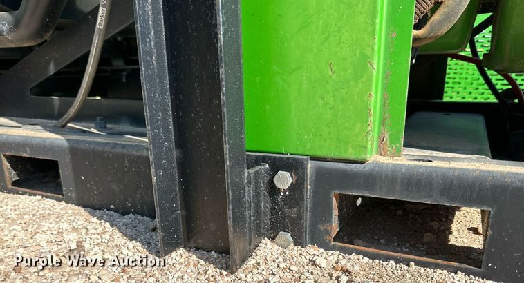 image for item DQ1388 John Deere  generator