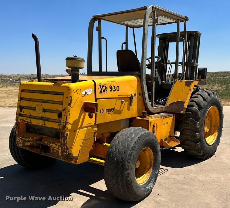 image for item DQ1391 1996 JCB 930  forklift