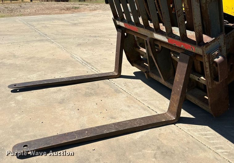 image for item DQ1391 1996 JCB 930  forklift