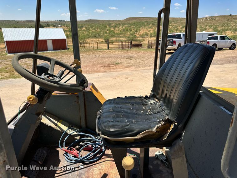 image for item DQ1391 1996 JCB 930  forklift