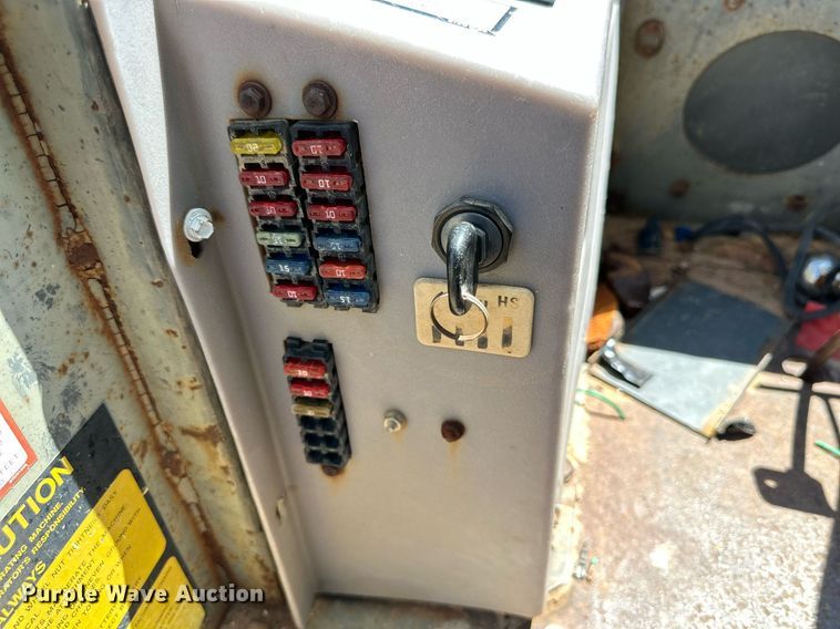 image for item DQ1391 1996 JCB 930  forklift