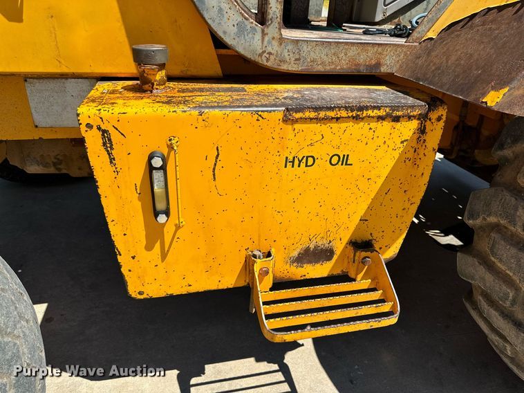 image for item DQ1391 1996 JCB 930  forklift