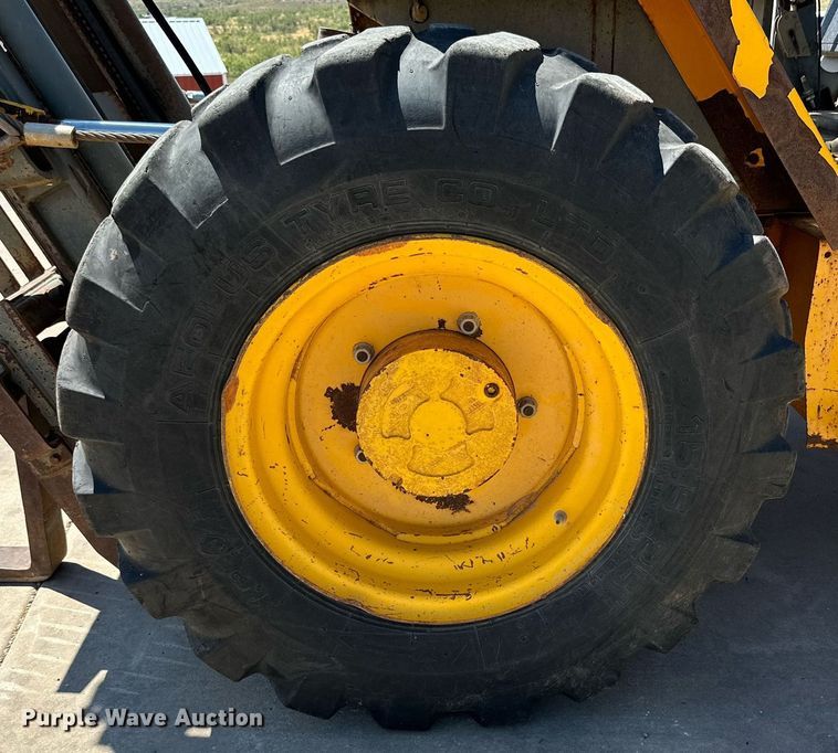 image for item DQ1391 1996 JCB 930  forklift