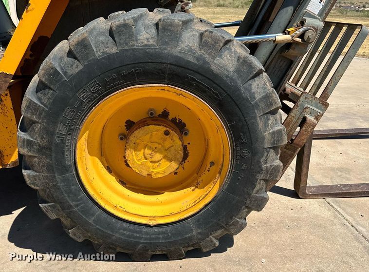 image for item DQ1391 1996 JCB 930  forklift