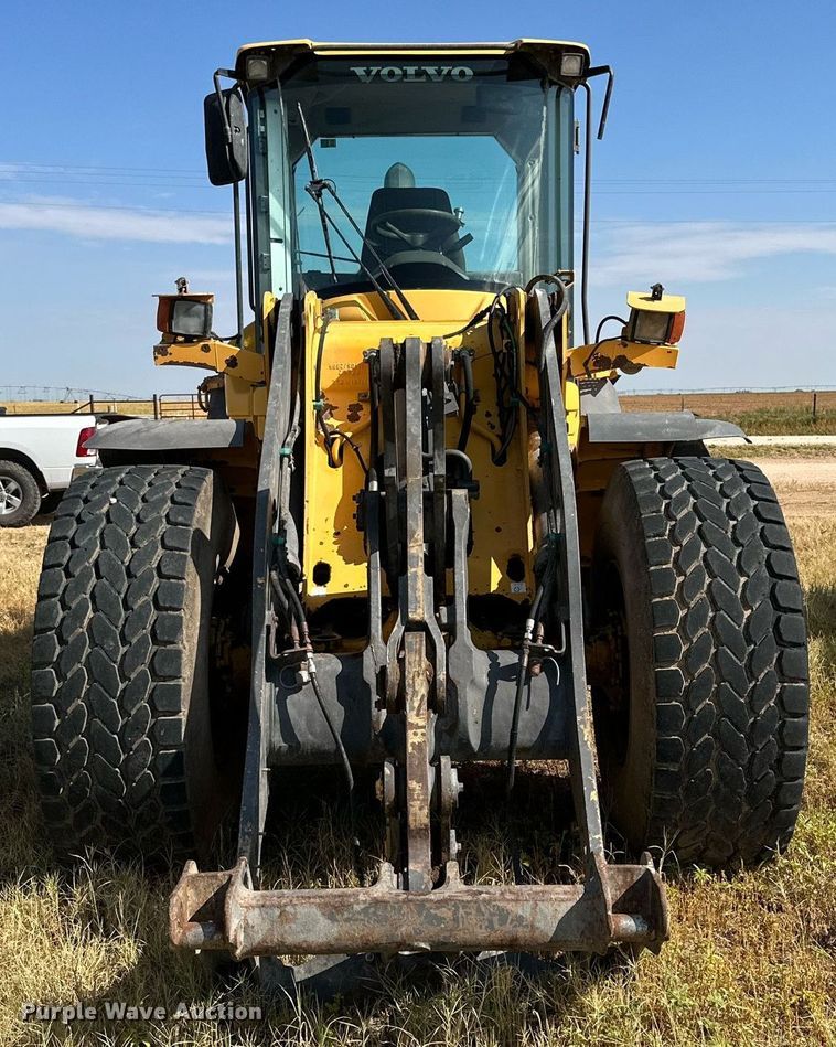 image for item DQ1396 2009 Volvo L60F  wheel loader