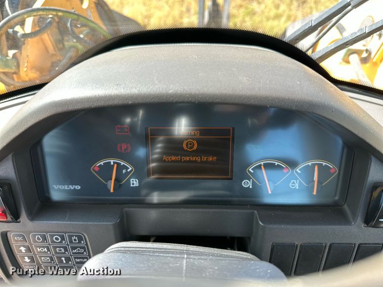 image for item DQ1396 2009 Volvo L60F  wheel loader