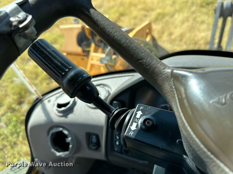 image for item DQ1396 2009 Volvo L60F  wheel loader