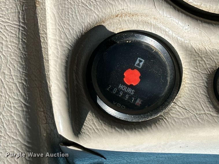 image for item DQ1396 2009 Volvo L60F  wheel loader