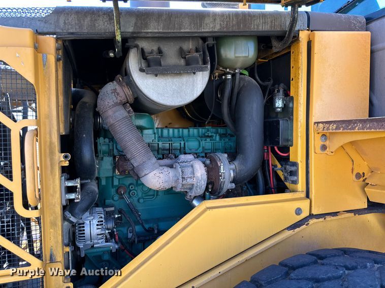 image for item DQ1396 2009 Volvo L60F  wheel loader