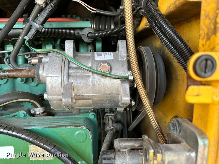 image for item DQ1396 2009 Volvo L60F  wheel loader