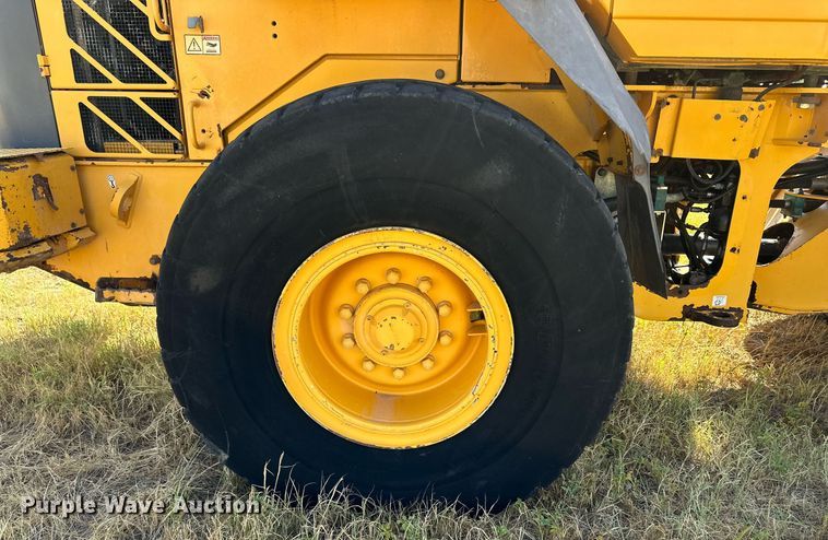 image for item DQ1396 2009 Volvo L60F  wheel loader