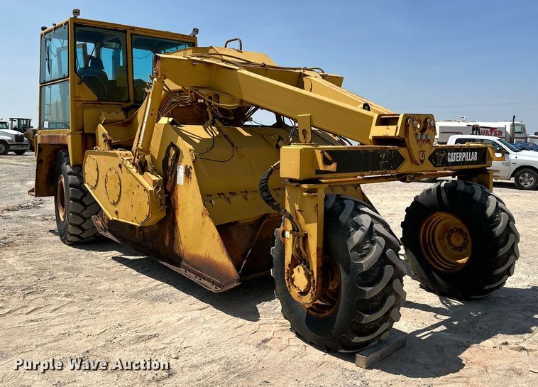 image for item DQ1403 2001 Caterpillar RM-350B  reclaimer