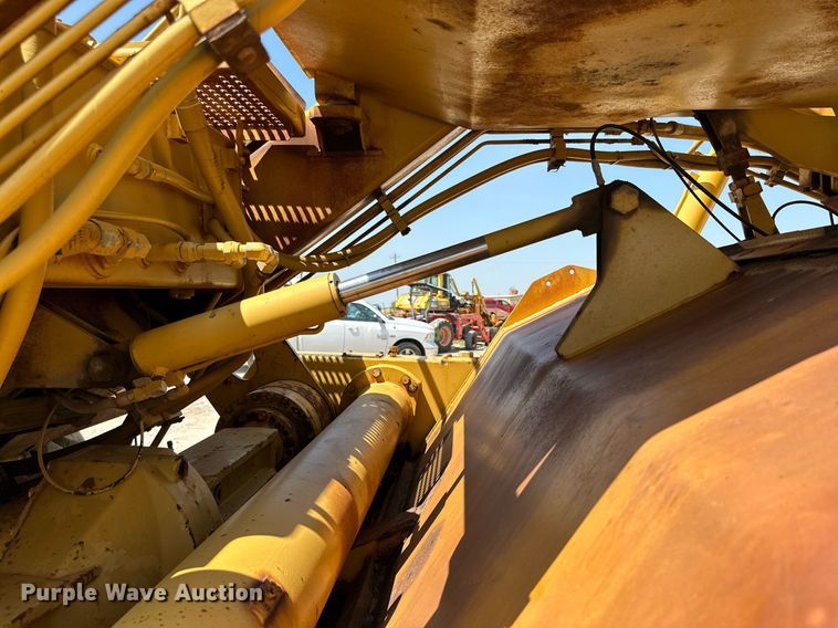 image for item DQ1403 2001 Caterpillar RM-350B  reclaimer