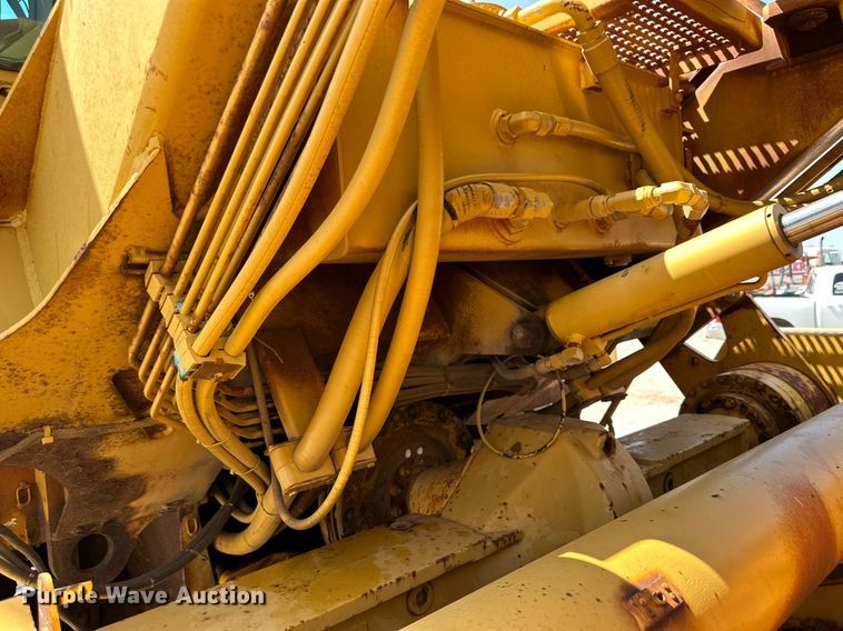 image for item DQ1403 2001 Caterpillar RM-350B  reclaimer