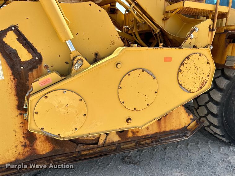 image for item DQ1403 2001 Caterpillar RM-350B  reclaimer