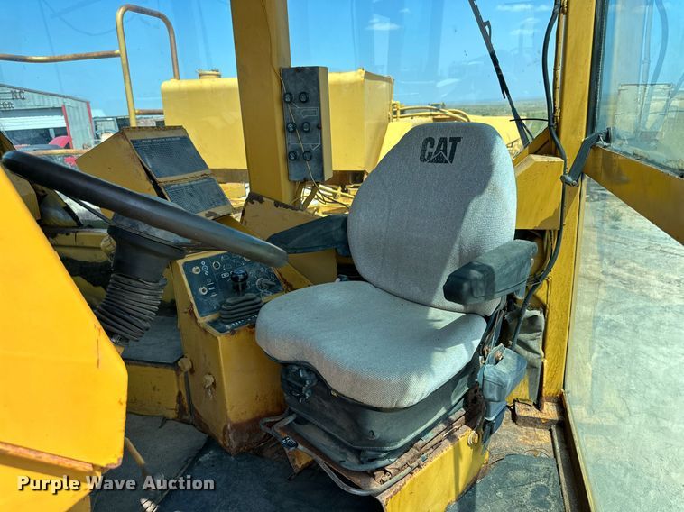 image for item DQ1403 2001 Caterpillar RM-350B  reclaimer