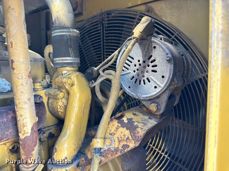 image for item DQ1403 2001 Caterpillar RM-350B  reclaimer