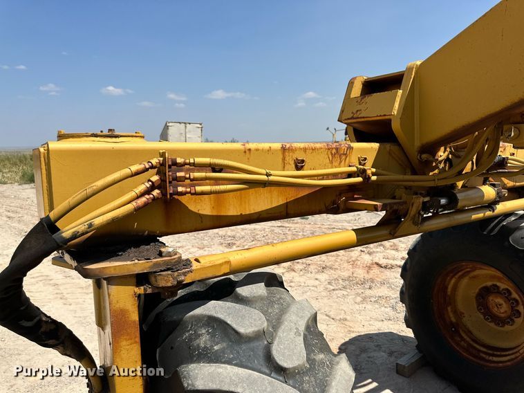 image for item DQ1403 2001 Caterpillar RM-350B  reclaimer